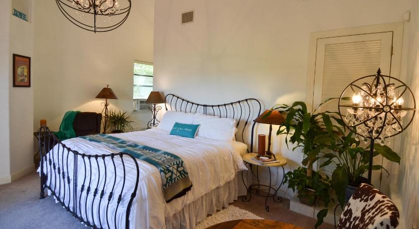 Casa del Sol Bed and Breakfast