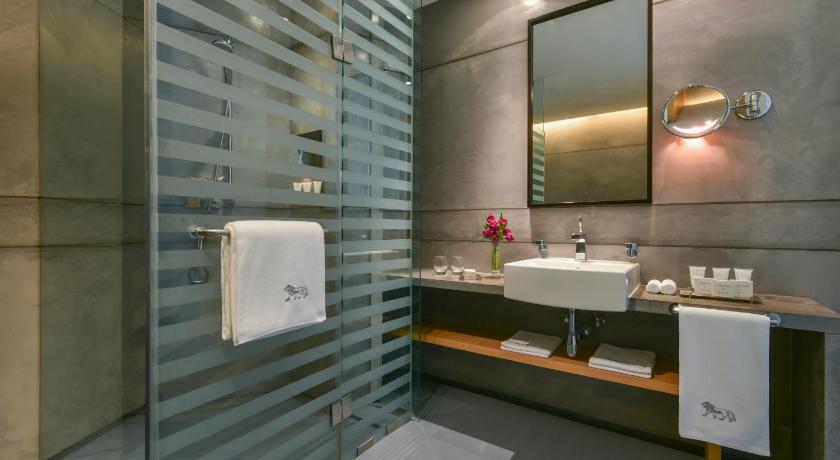Image of Panoramic Room by Resense Spa King 2