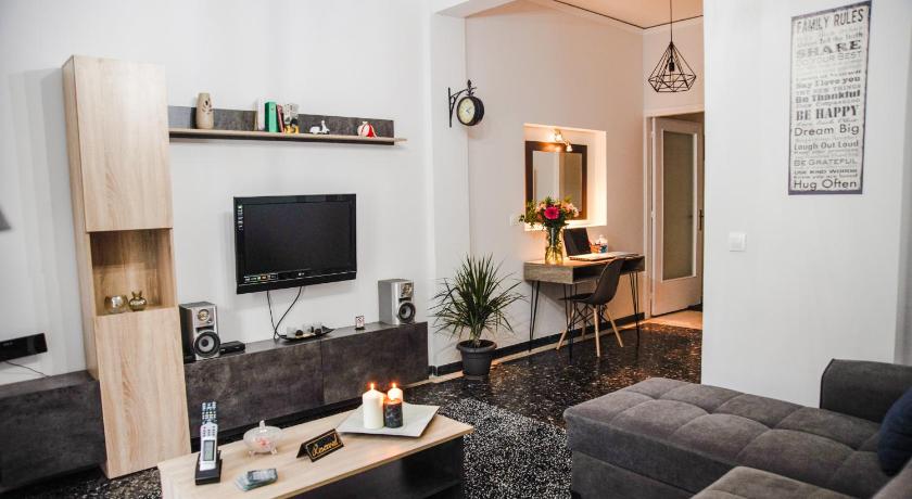 Luxury apartment near Acropolis! in the Heart of Athens! — Hotel in Athens