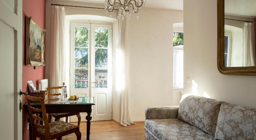 Villa Bergmann Suites Meran — Hotel in Meran
