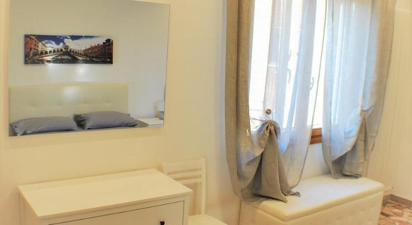 Venice CASA DONA' Apartment FREE PARKING 7 People photo