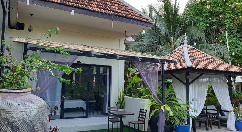 Image of Superior King Room 4