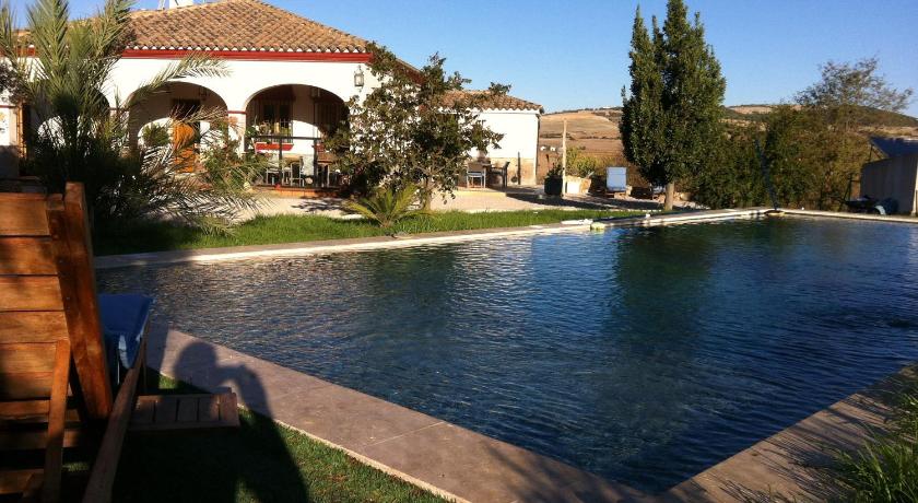 Villa entre mer et montagne — Hotel in Cadiz