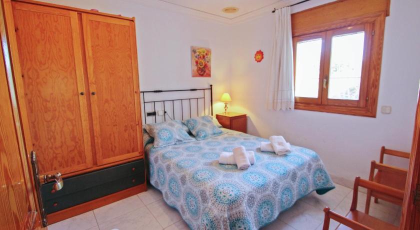 El Ventorrillo - holiday home with stunning views and private pool in Benissa photo