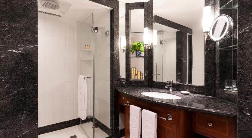 Image of Horizon Side Harbour View 1 King 9