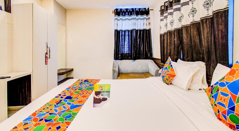FabHotel Corporate Crown - Nr. Jyoti Nivas University - image 25