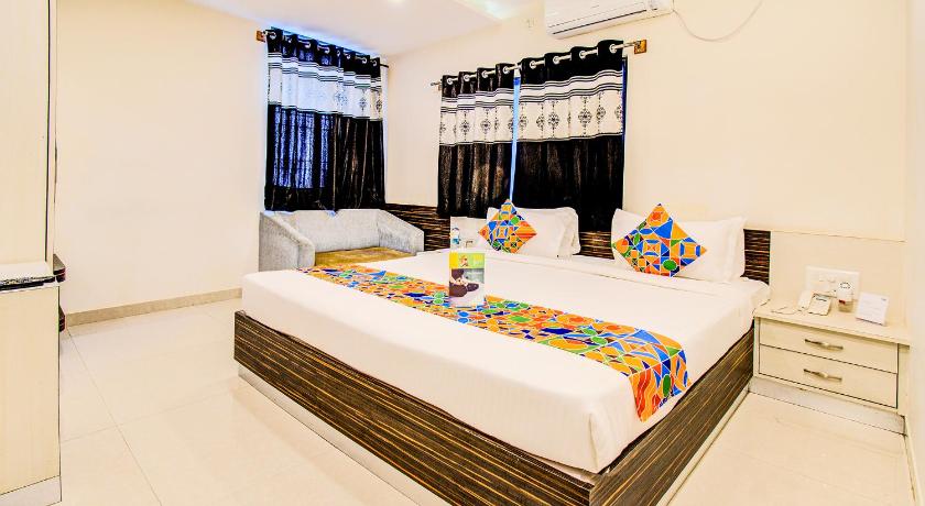 FabHotel Corporate Crown - Nr. Jyoti Nivas University - image 26