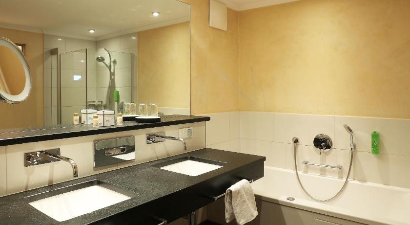Image of 2-Bedroom Suite 2