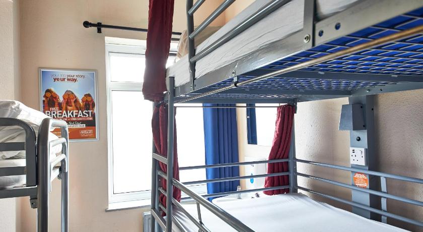 Image of 1 Person in 8-Bed Dormitory - Mixed 1