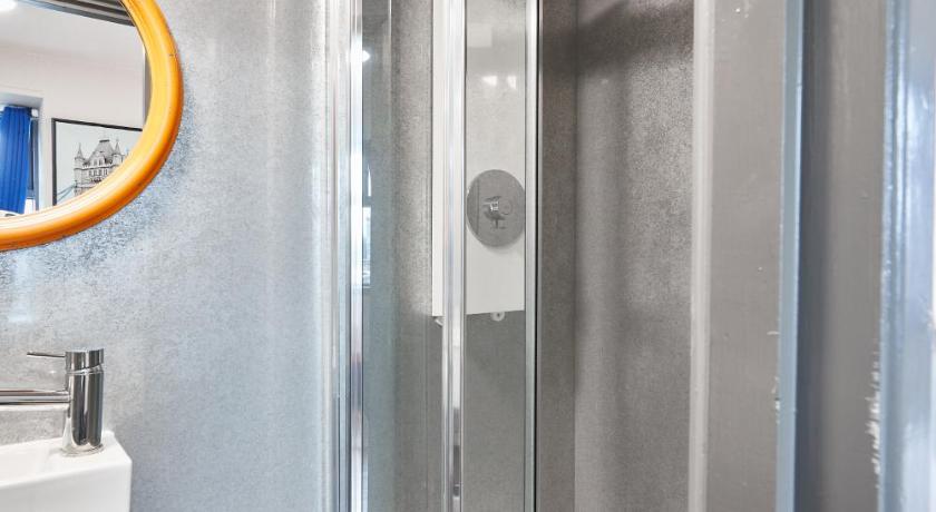 Image of Double En-Suite 9