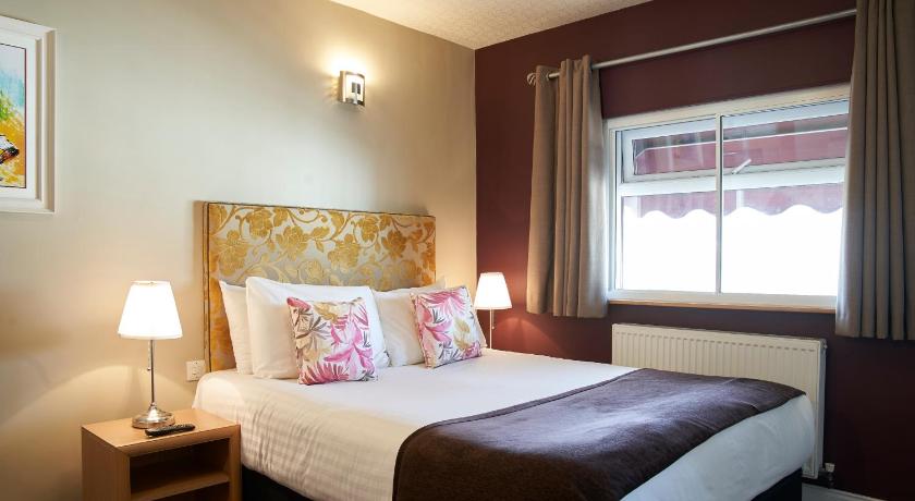 Image of Classic Double Room 3