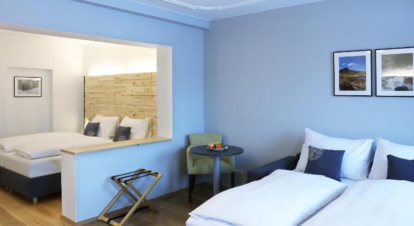 Image of Deluxe Double Room 5