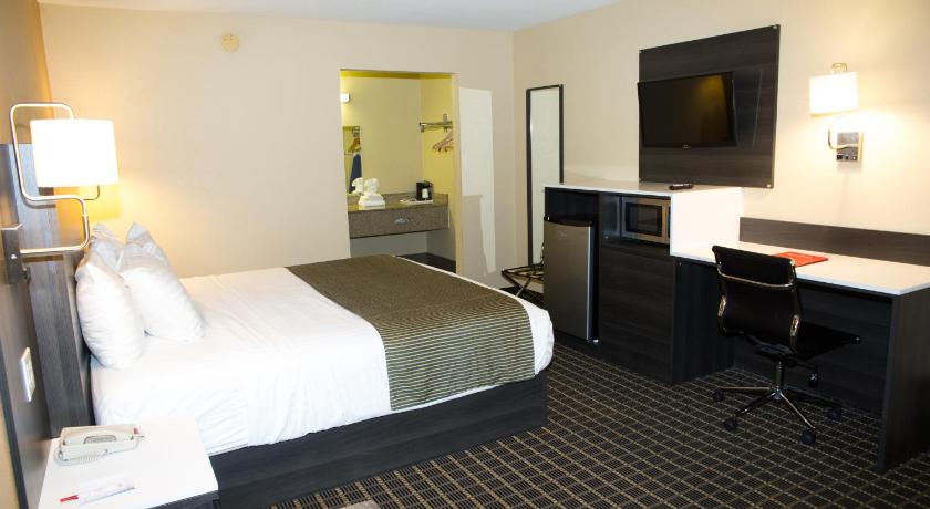 Ramada by Wyndham Flagstaff East