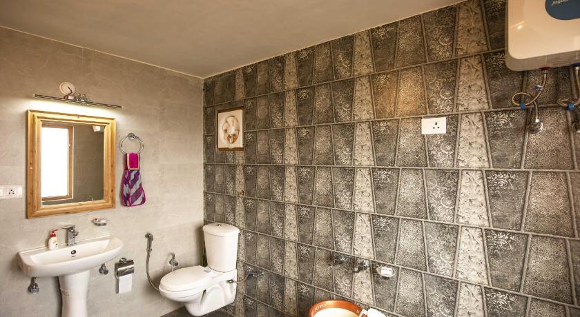 Zostel Homes Cheog (Shimla) photo