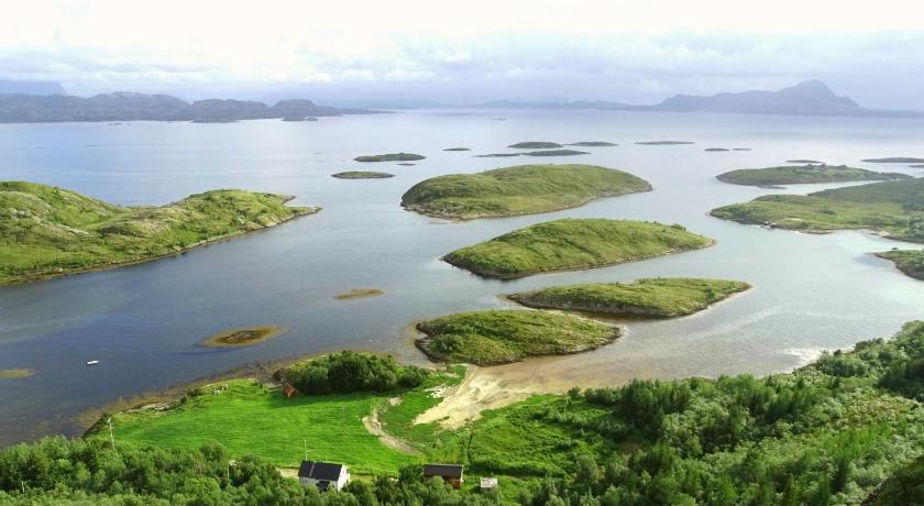 Tjongsfjord Lodge photo