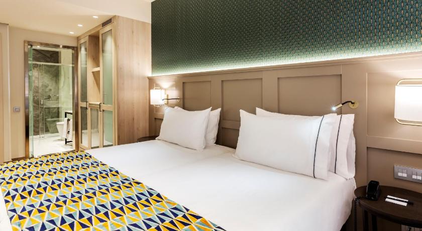 Image of Standard Double Room 13
