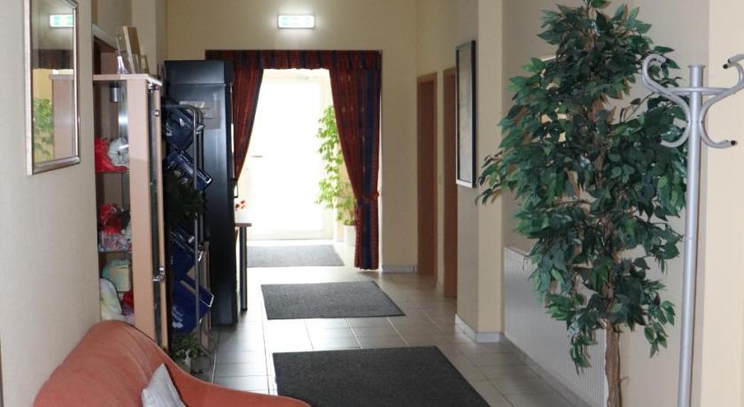 Hotel Saar photo