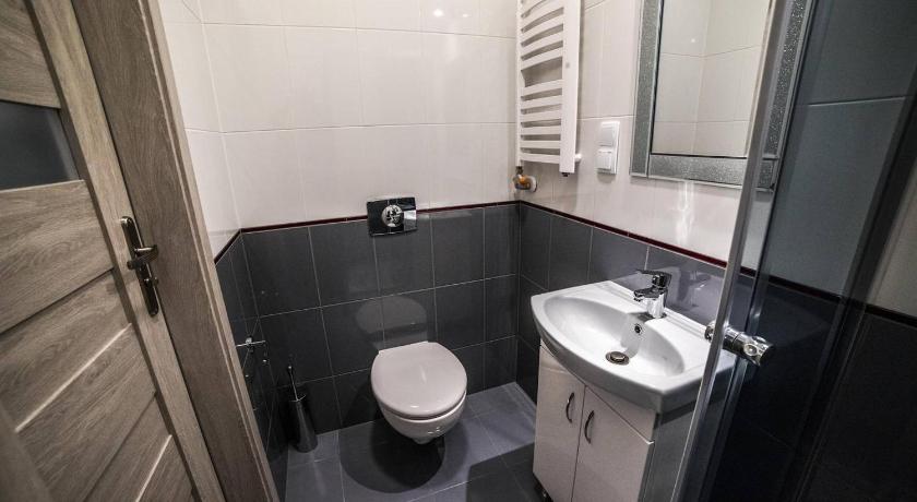 CracWoW Apartment photo