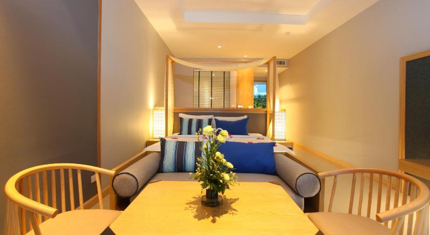 Image of Pool Suite 11