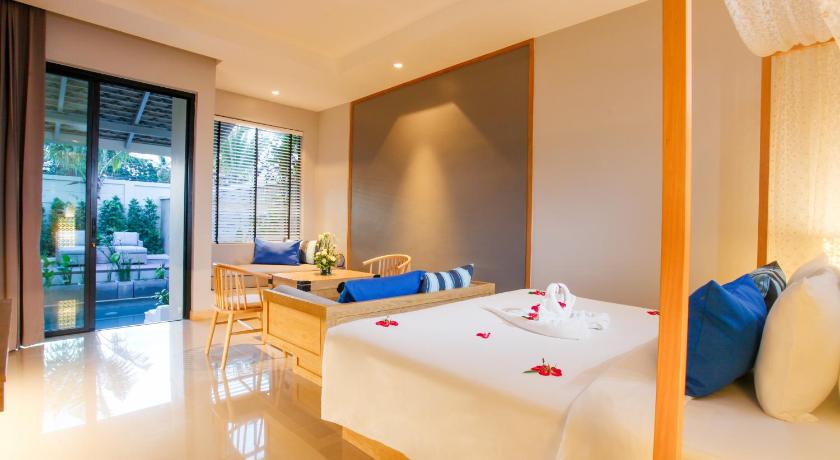 Image of Pool Suite 3
