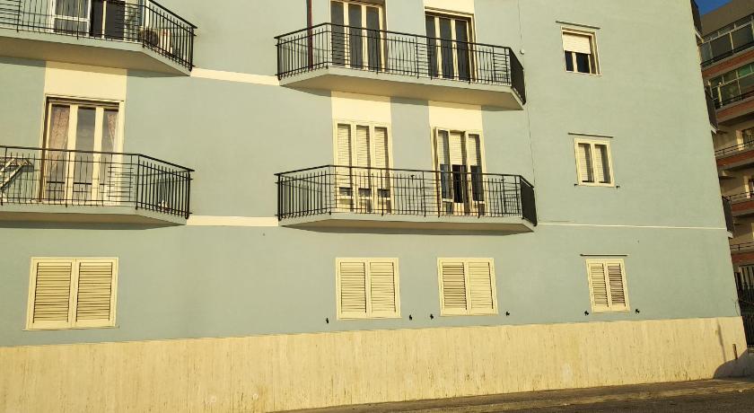 アウグスタ B&B Rossini 3つ星 ホテル レストラン