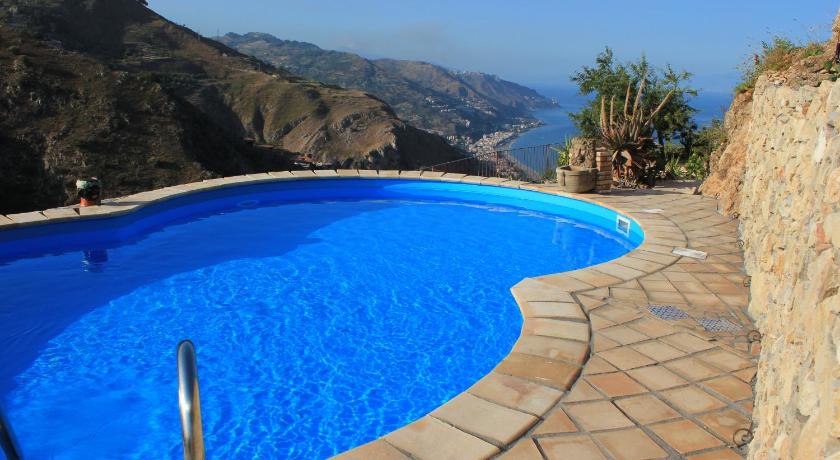 Villa Almoezia Charming B&B photo