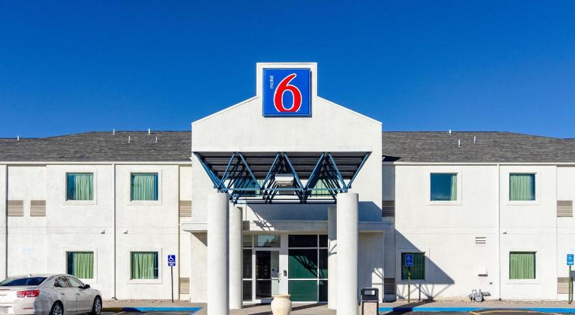 Motel 6-Wheatland, WY