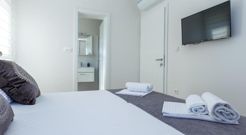 Apartments & Rooms Villa Casia photo