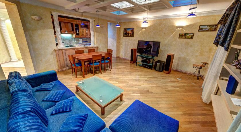 Apartments on Nazarivska Street 7B — Hotel in Kyiv