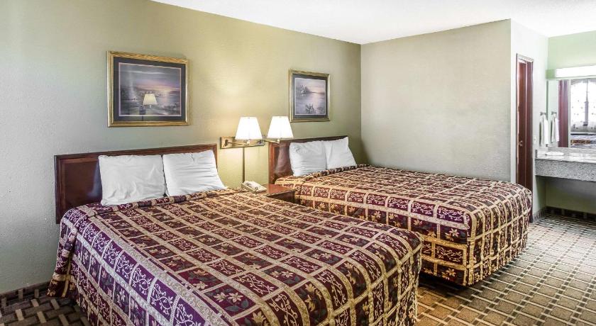 Rodeway Inn and Suites Smyrna