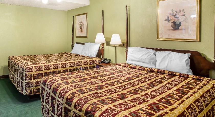 Rodeway Inn and Suites Smyrna