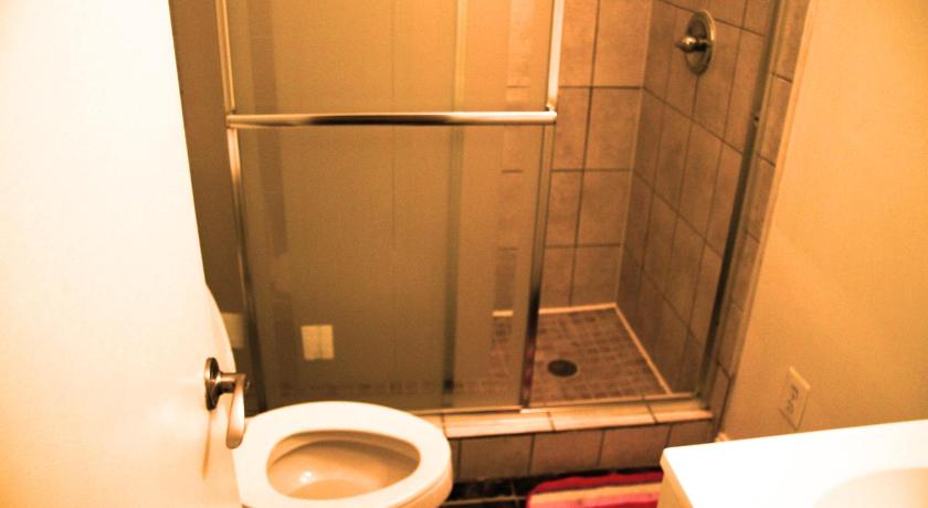 รูปของผู้เข้าพัก 1 คน ในหอพักรวม 8 เตียง (1 Person in 8-Bed Dormitory - Mixed) 4