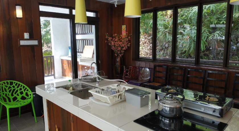 パンタイ Kairos Villa ホテル 眺望