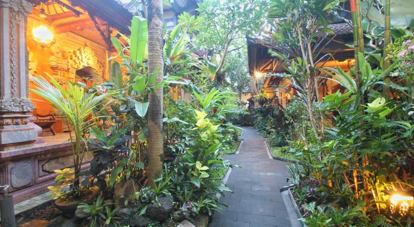 バリ Hibiscus Cottages 4つ星 ゲストハウス 外観