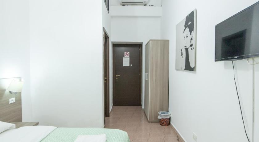 罗马 Lemei House 3星级 酒店 泳池