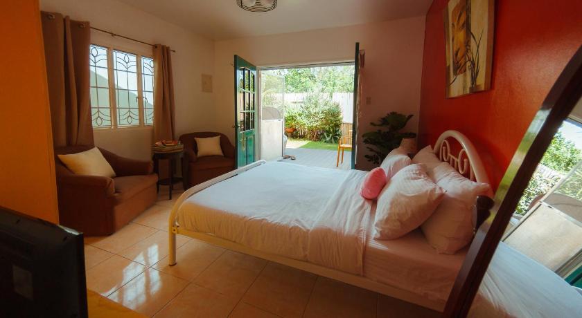 Nora's Place Boutique Resort photo