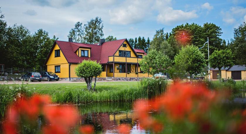 Pusi Holiday House — Hotel in Kallaste