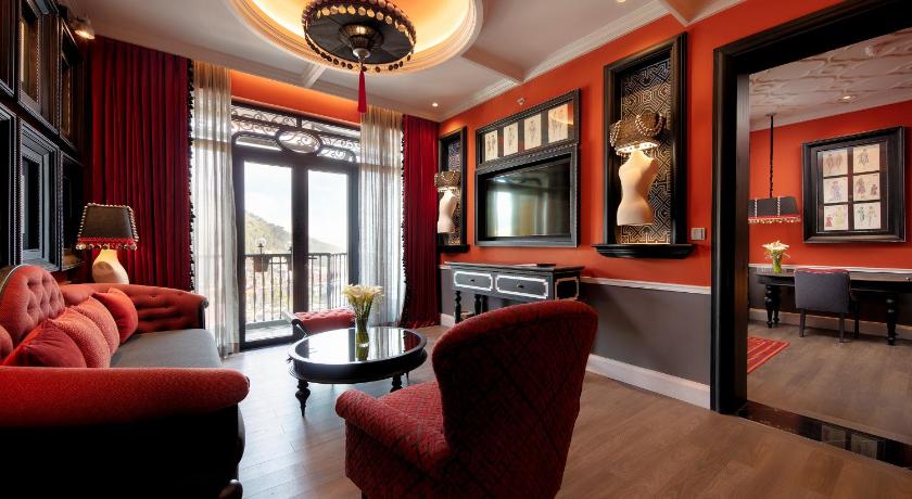 Image of Deluxe Suite 3