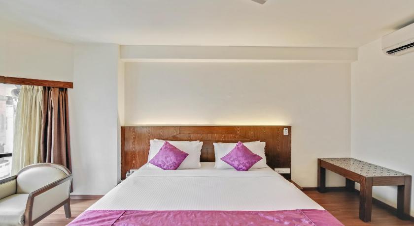 Image of Executive Room 17