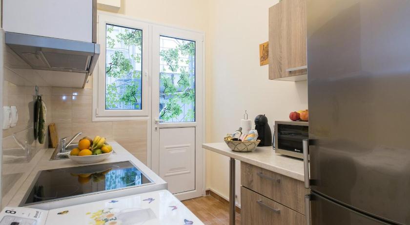 Acropolis Heart - main image