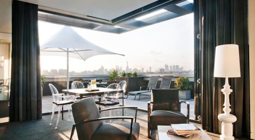 Image of Junior Penthouse 4