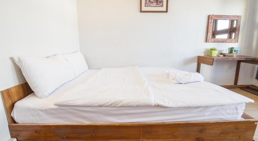 Image of Superior King Room 16