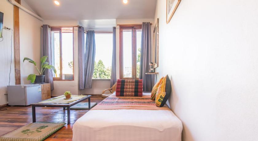 Image of Deluxe Suite 3
