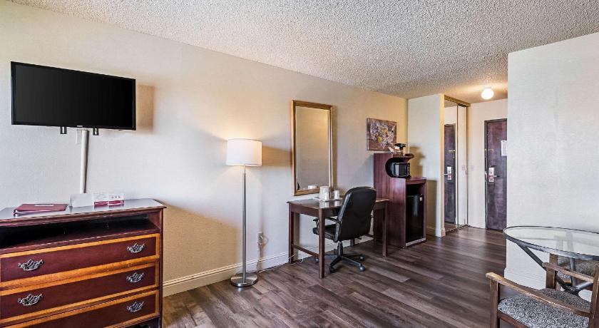 Econo Lodge Inn and Suites Yuba City - Marysville