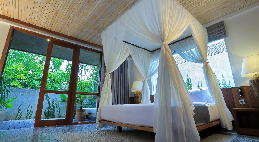 Image of Garden View Suite 6