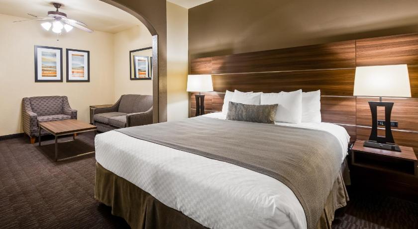 Best Western Plus Hill Country Suites