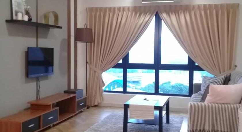Adore Homestay@Emira Seksyen 13 Shah Alam, MSU, Stadium, AEON Mall photo