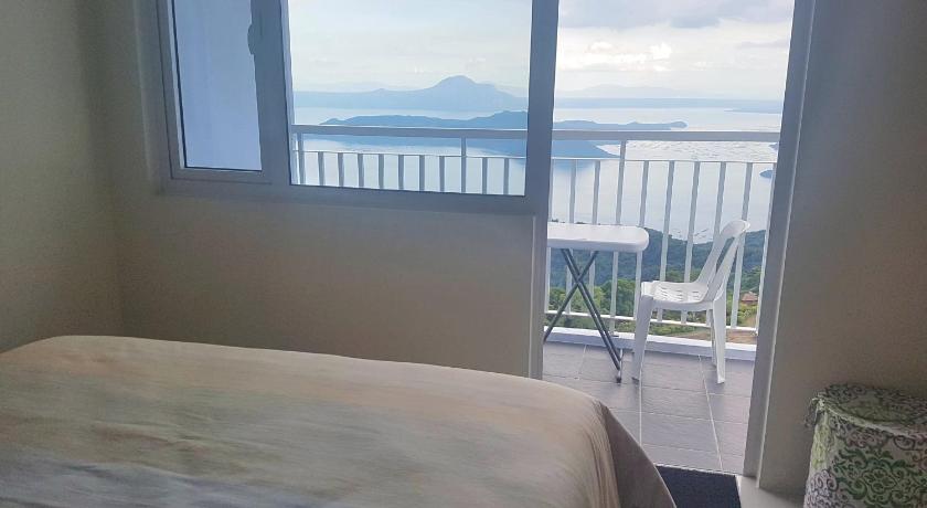 Image of Superior One-Bedroom Apartment with Balcony 0