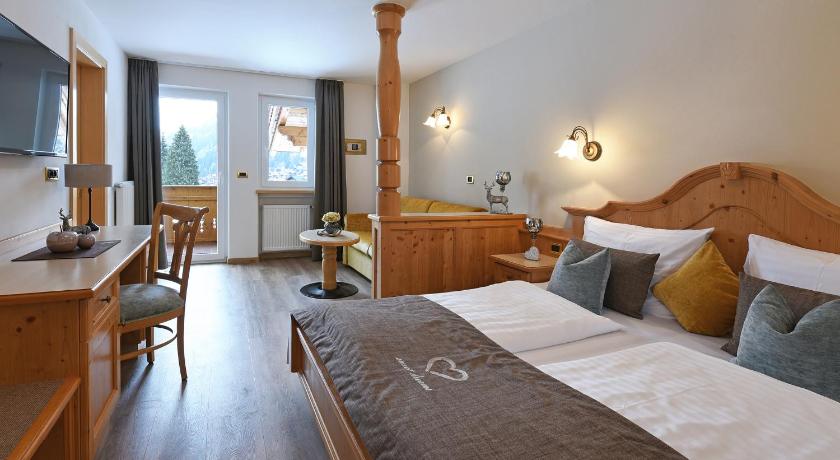 Garni Hotel Miara - Your Dolomites Home photo