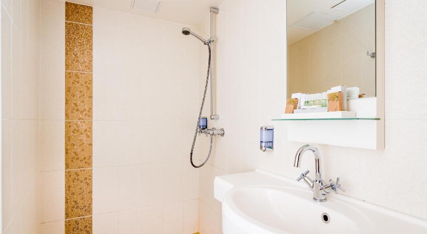 Image of Superior Double or Twin Room 2